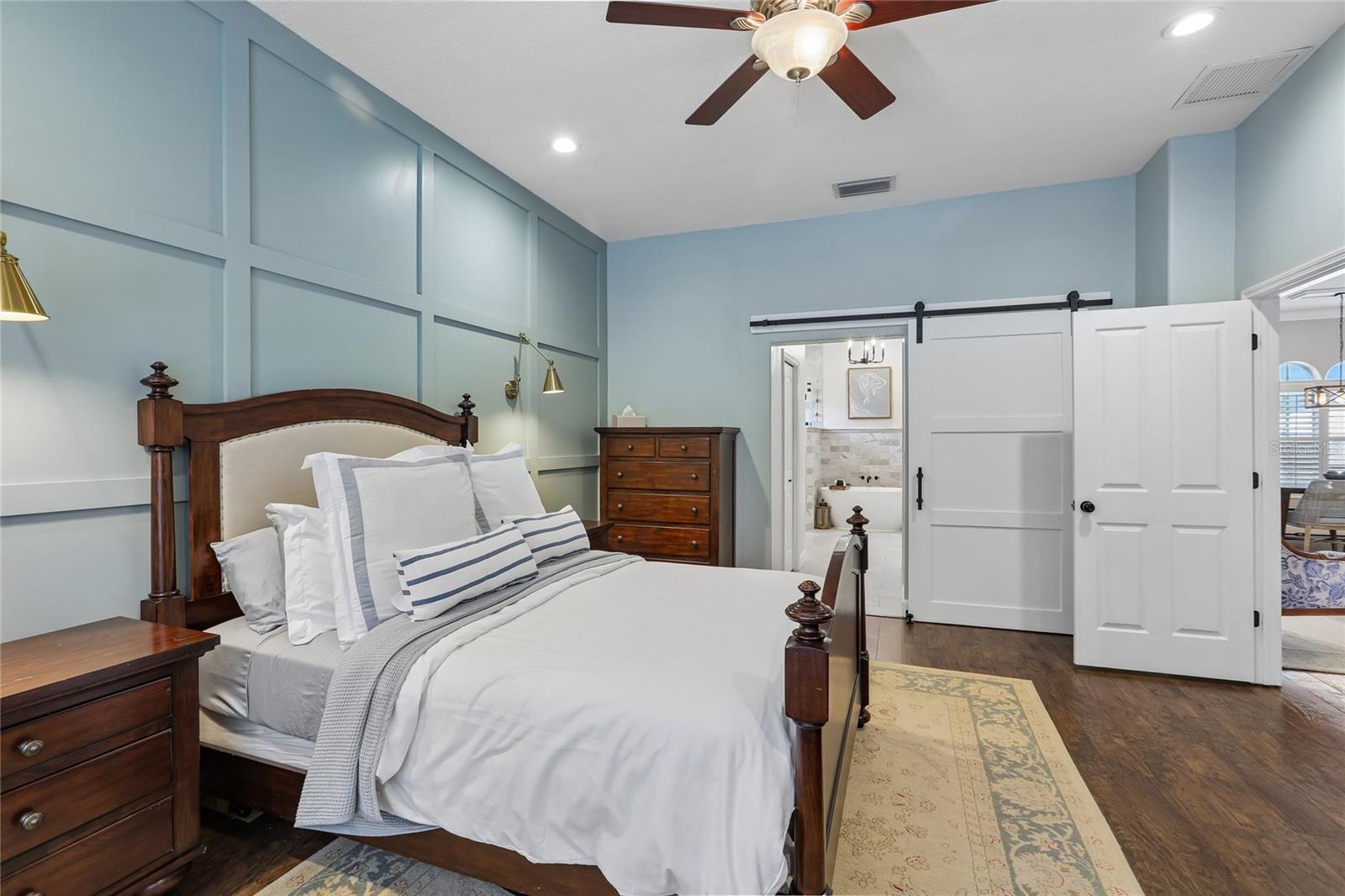Image 15 of 48 For 6004 Merlinwood Drive