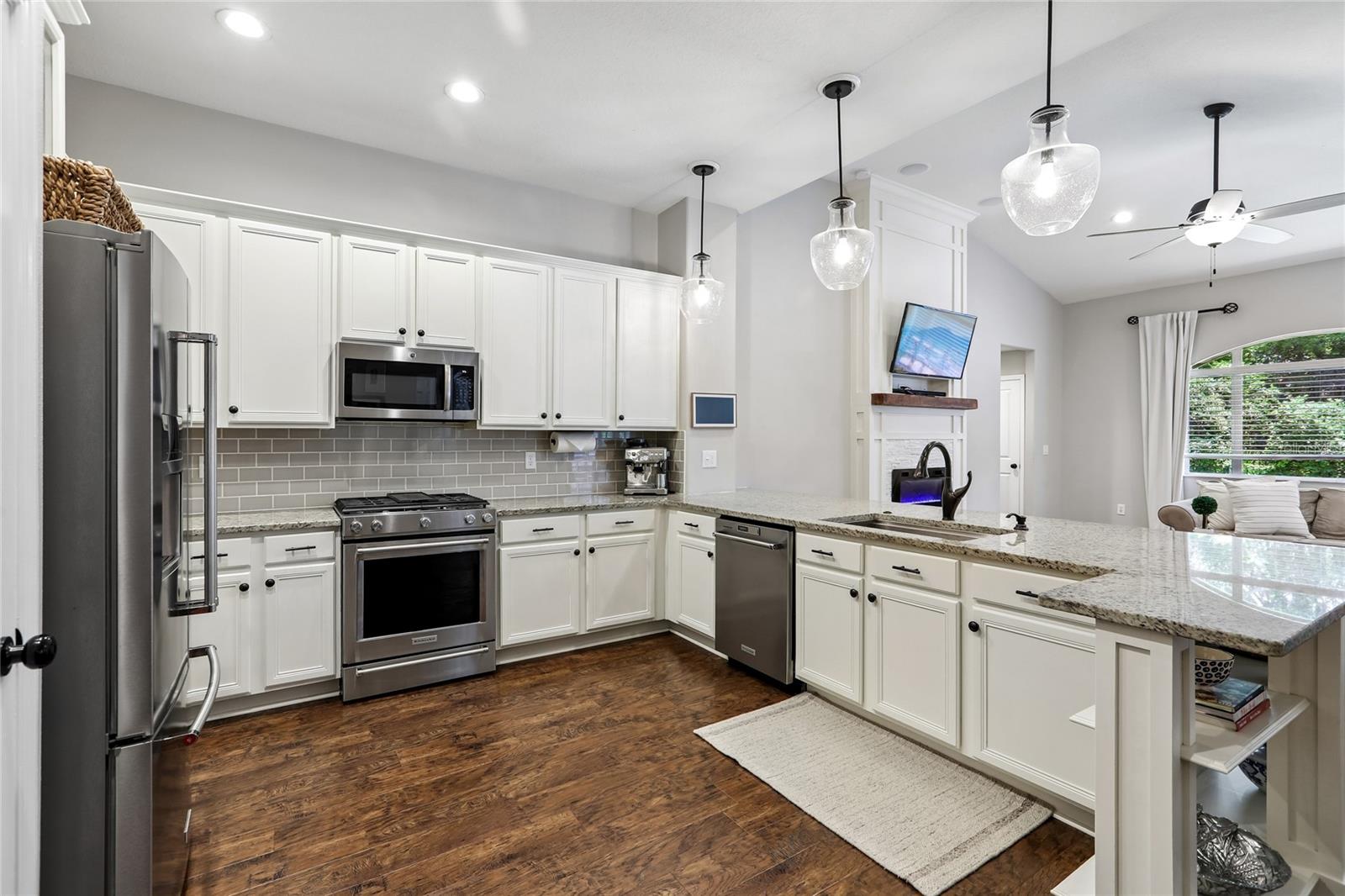 Image 9 of 48 For 6004 Merlinwood Drive