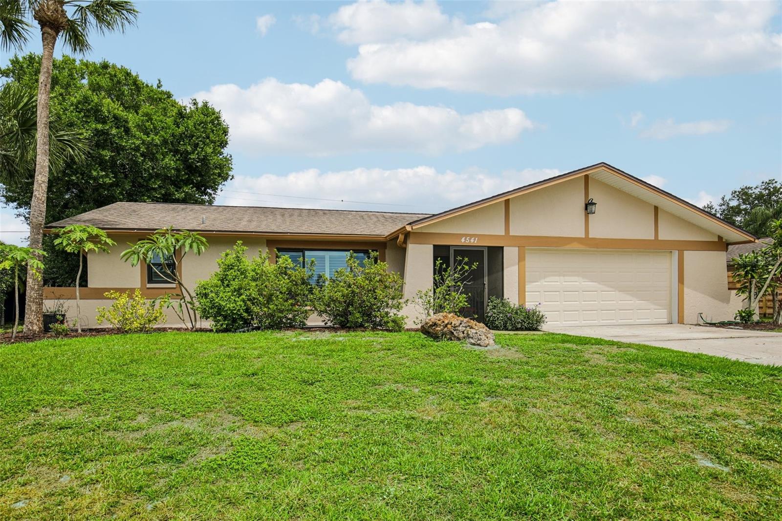 Details for 4541 Charing Cross Road, SARASOTA, FL 34241