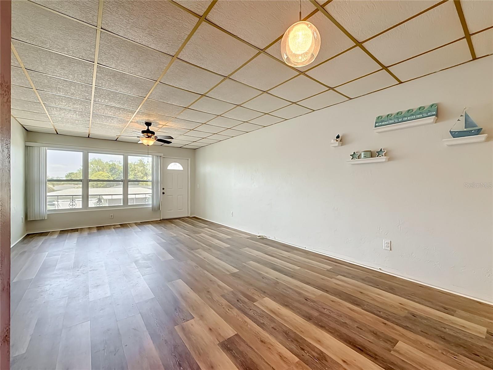 Image 14 of 44 For 5860 43rd Terrace N 1513