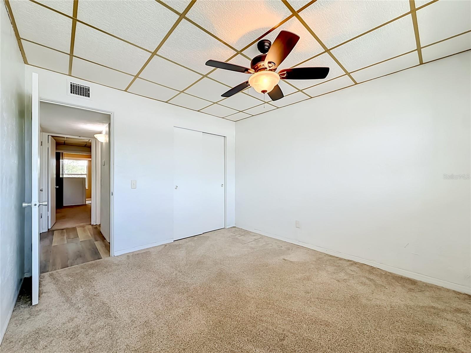 Image 31 of 44 For 5860 43rd Terrace N 1513