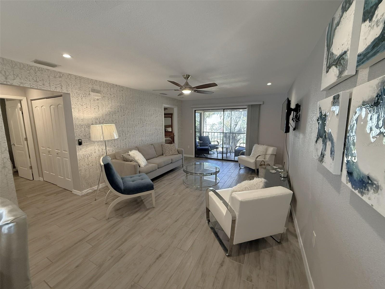 Image 23 of 88 For 3001 58th Avenue S 610