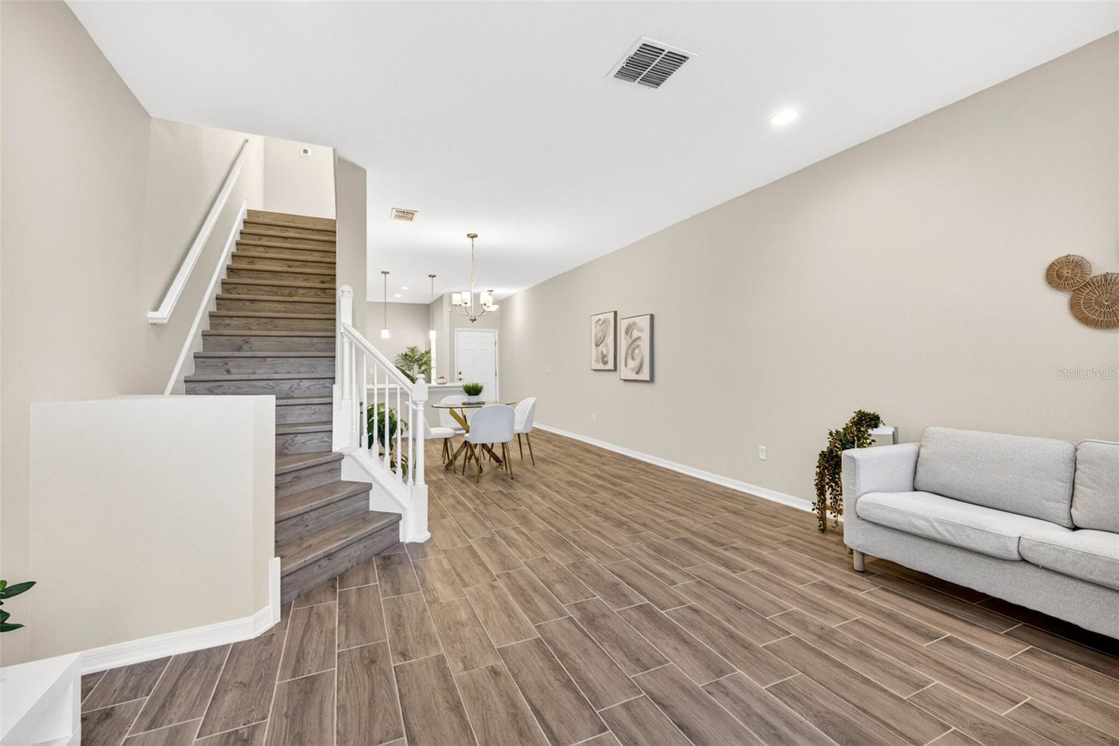Image 18 of 49 For 2464 Stapleford Place