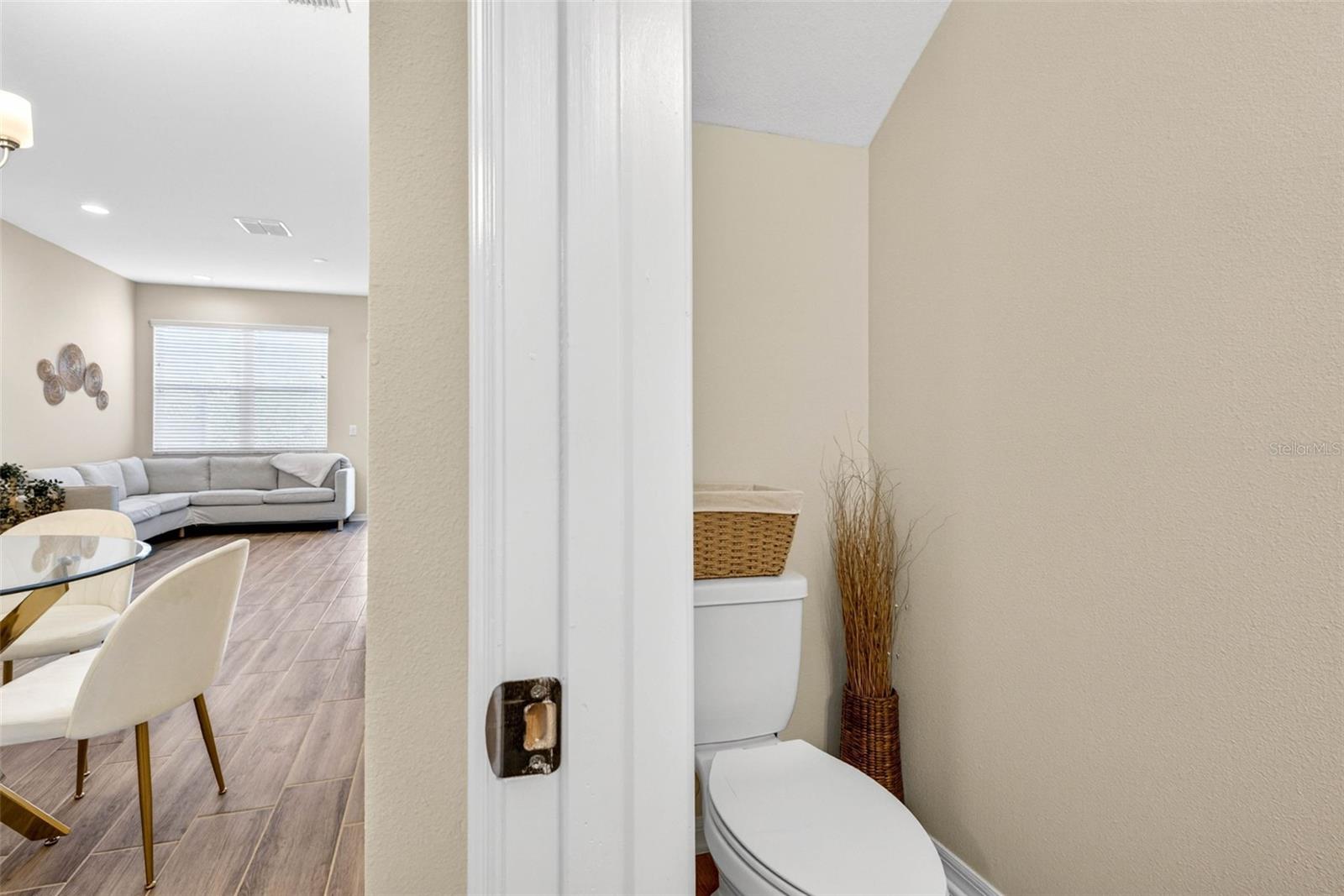 Image 21 of 49 For 2464 Stapleford Place