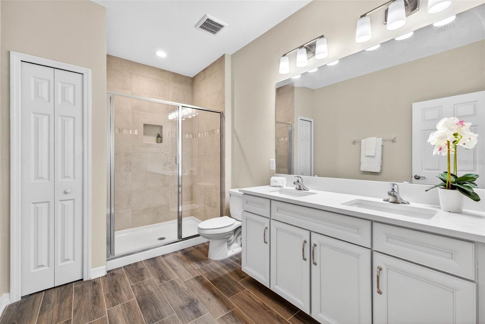 Image 39 of 49 For 2464 Stapleford Place