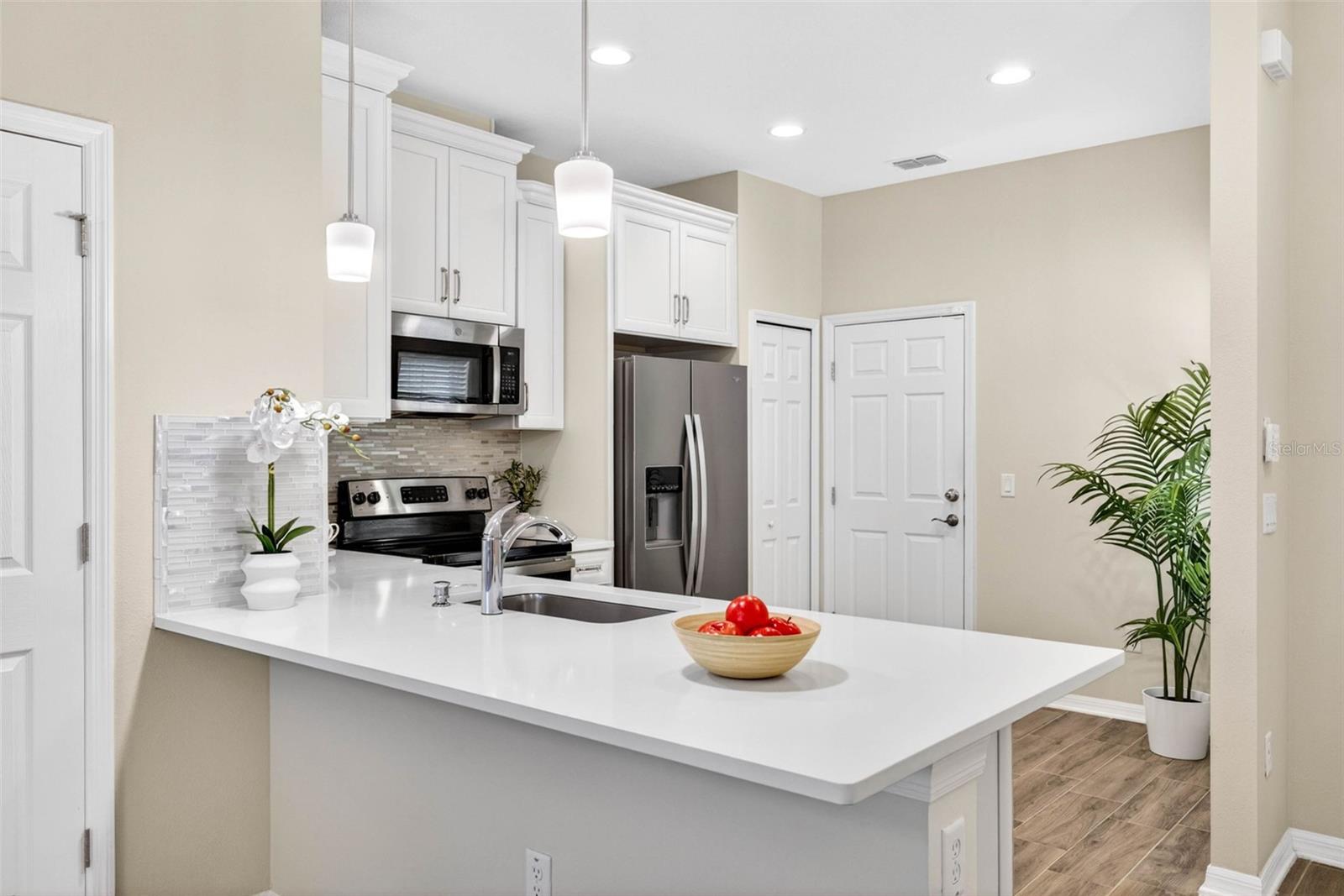 Image 4 of 49 For 2464 Stapleford Place