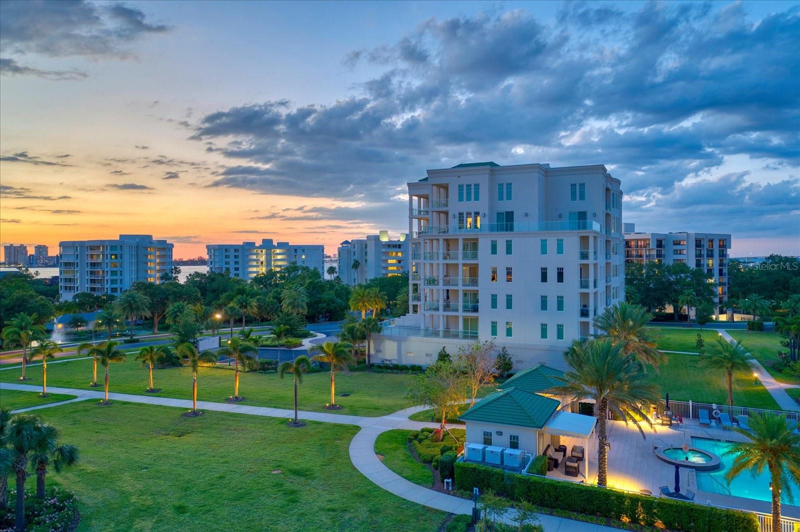 Image 12 of 87 For 85 Belleview Boulevard 401