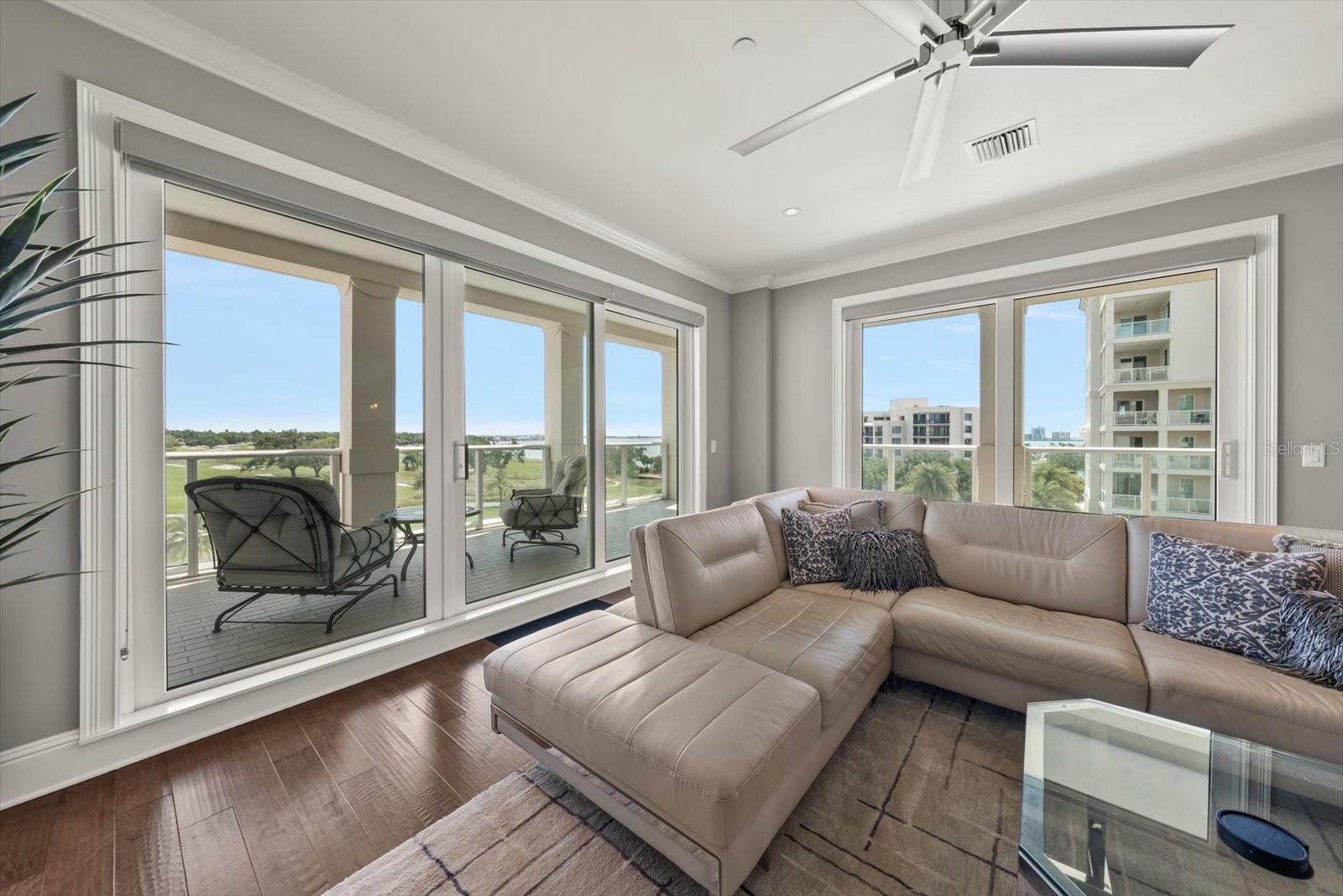 Image 23 of 87 For 85 Belleview Boulevard 401