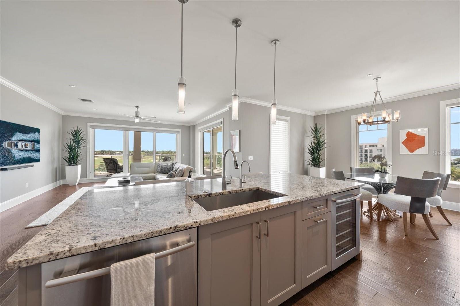 Image 27 of 87 For 85 Belleview Boulevard 401