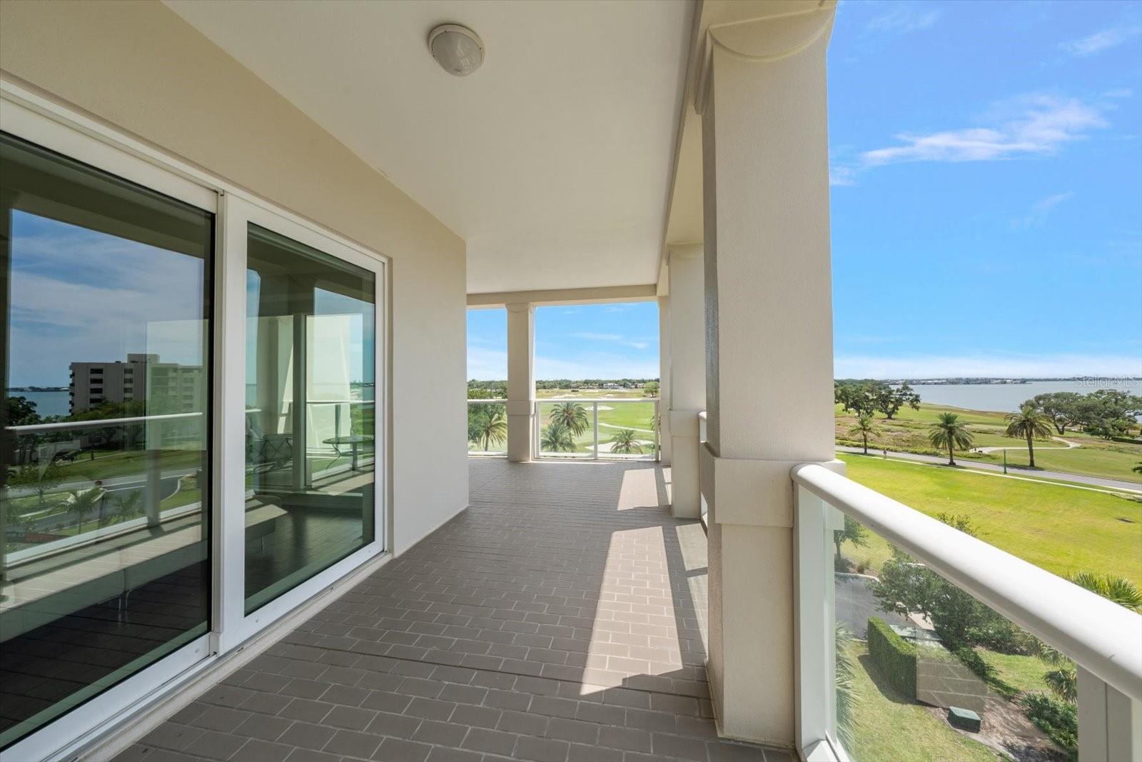 Image 30 of 87 For 85 Belleview Boulevard 401