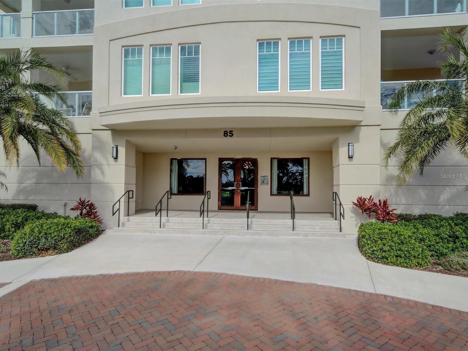Image 61 of 87 For 85 Belleview Boulevard 401