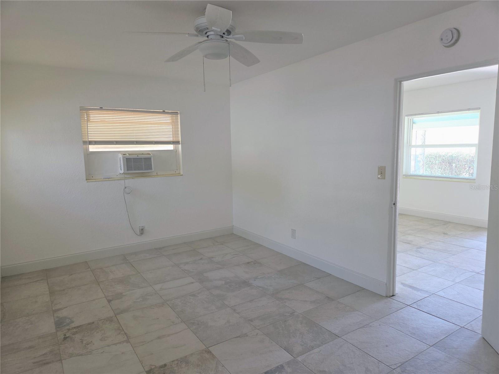 Image 10 of 25 For 6931 Hibiscus Avenue S 3c