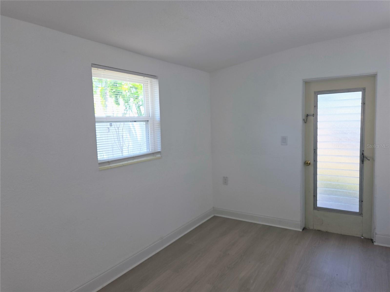 Image 16 of 25 For 6931 Hibiscus Avenue S 3c