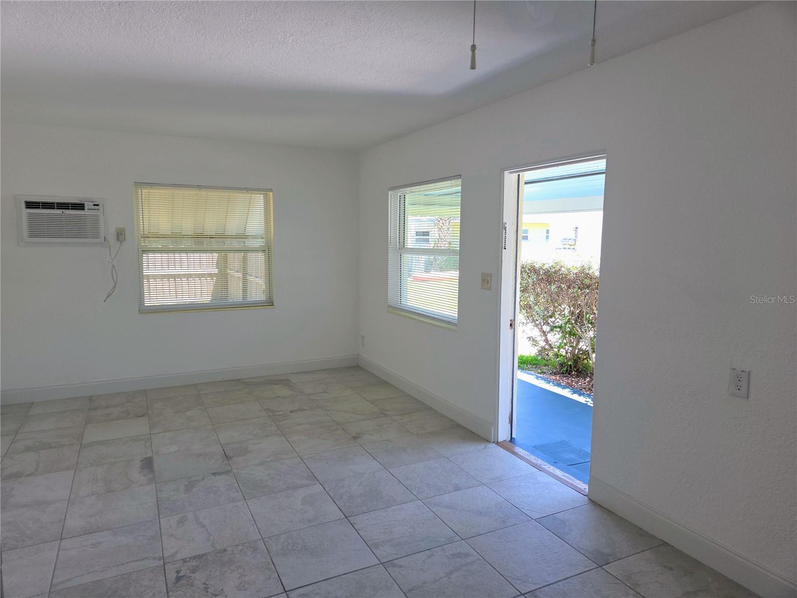 Image 8 of 25 For 6931 Hibiscus Avenue S 3c