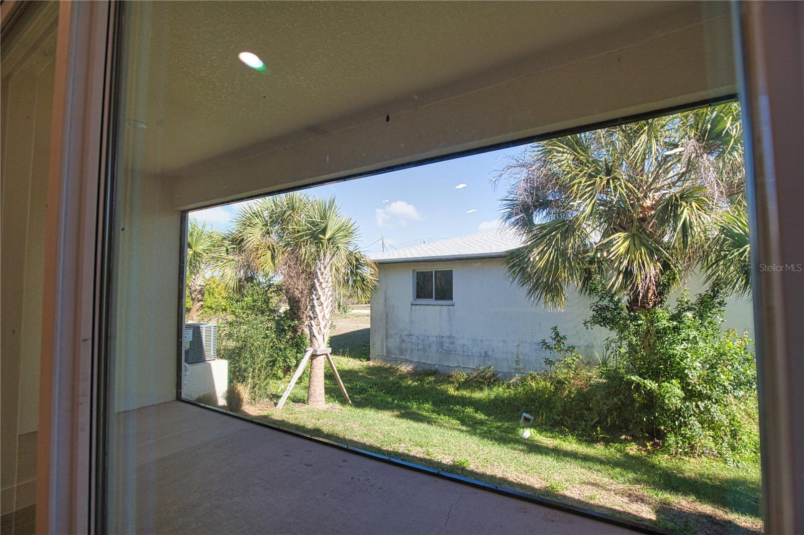 Image 36 of 42 For 289 Boundary Boulevard 202