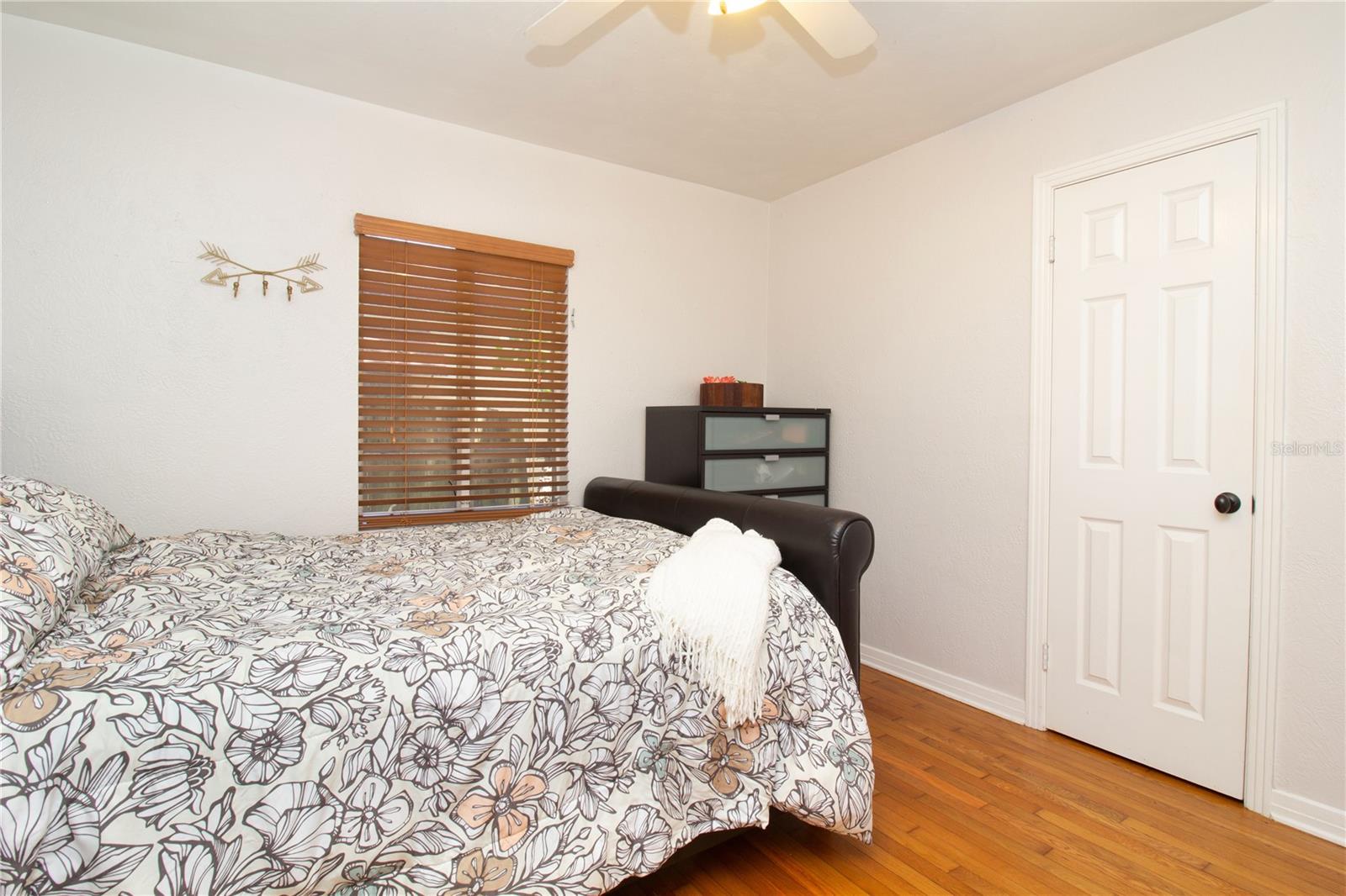 Image 20 of 28 For 2222 34th Avenue N