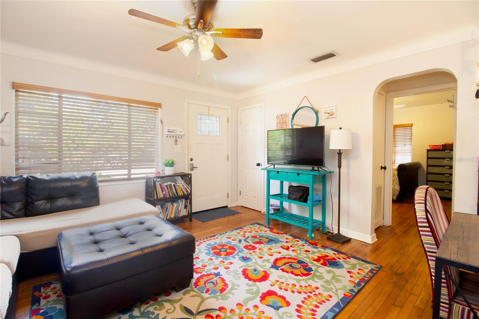 Image 5 of 28 For 2222 34th Avenue N