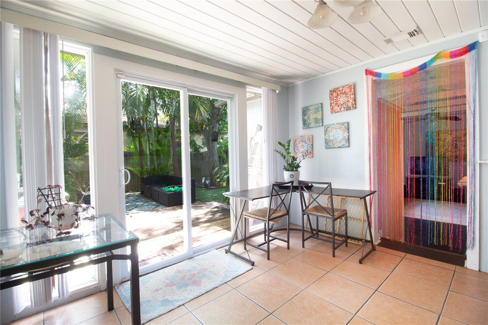 Image 9 of 28 For 2222 34th Avenue N
