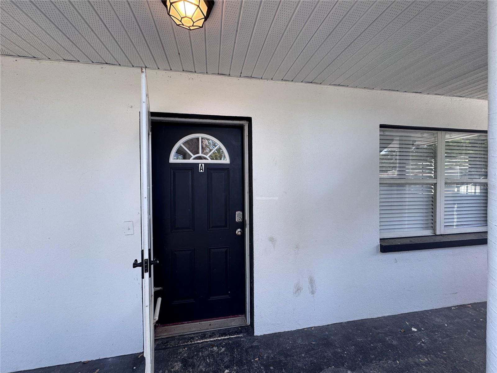 Image 2 of 19 For 662 Union Street 1a