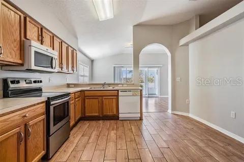Image 10 of 37 For 7637 Merchantville Circle
