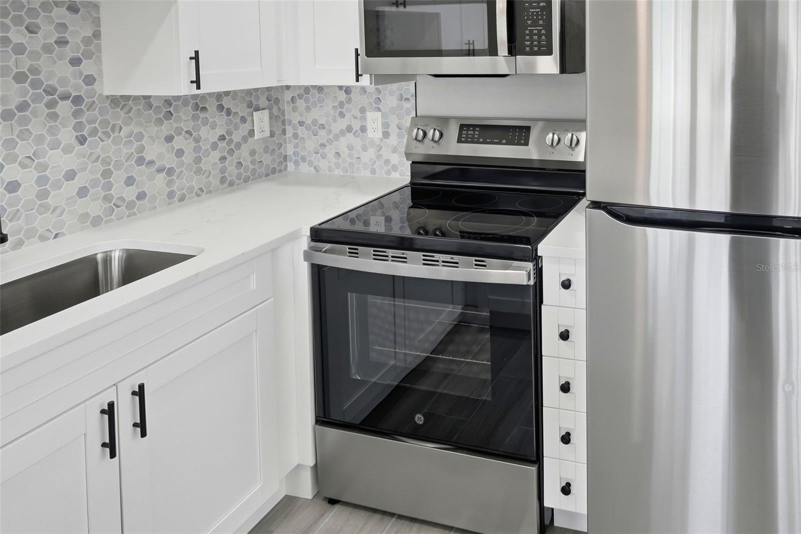 Image 10 of 42 For 14906 Bayshore Drive