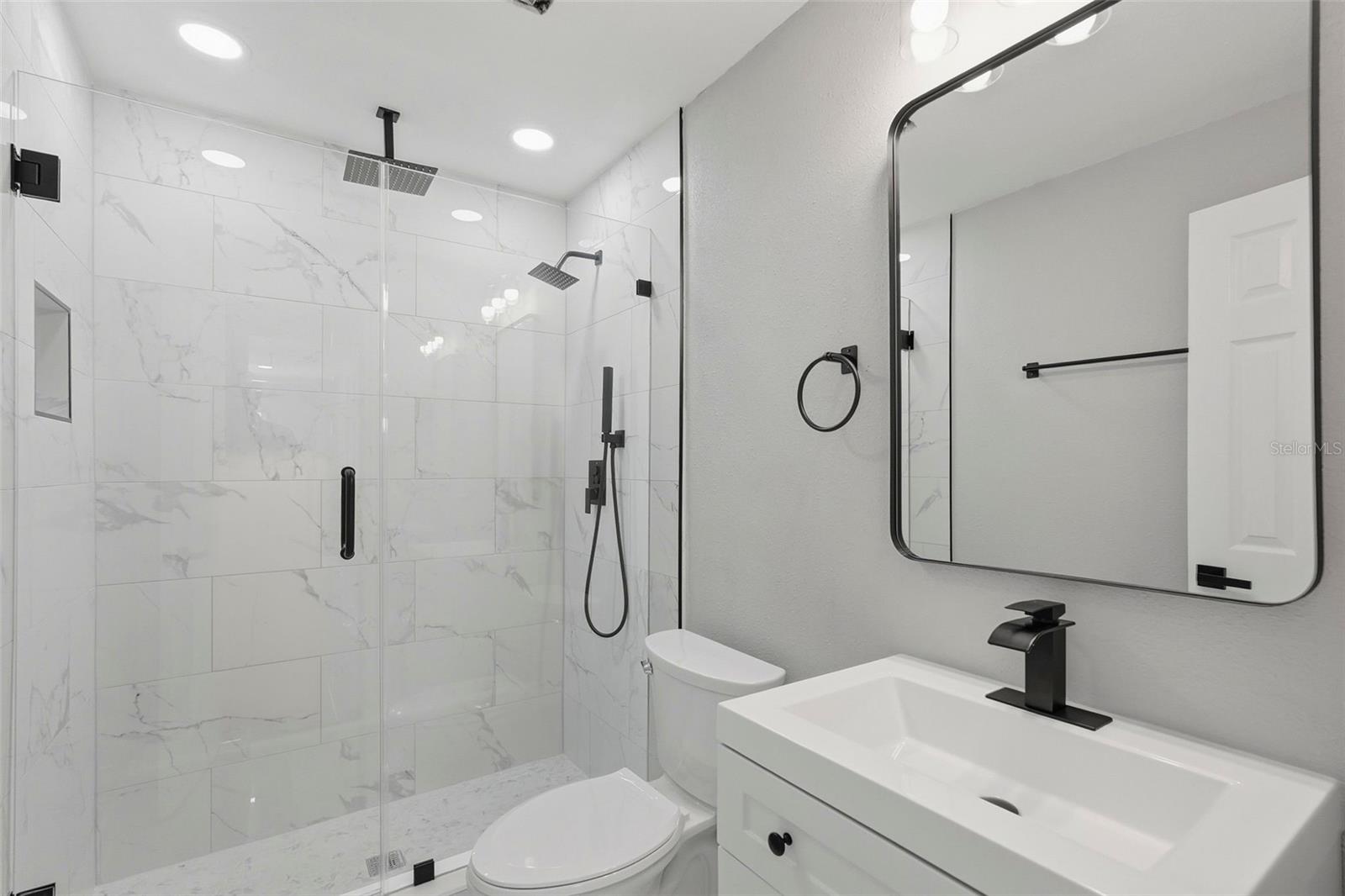 Image 23 of 42 For 14906 Bayshore Drive