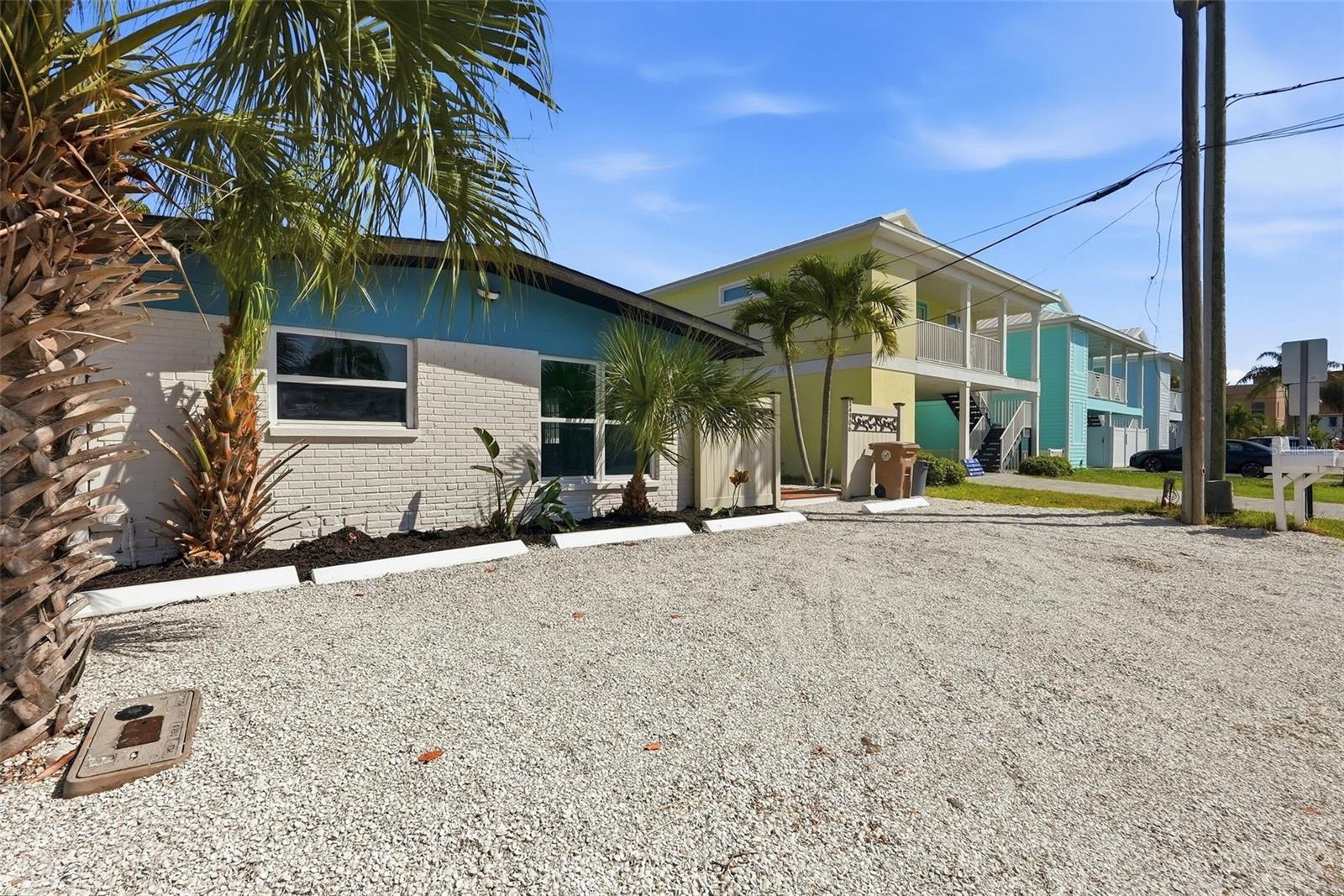 Image 3 of 42 For 14906 Bayshore Drive
