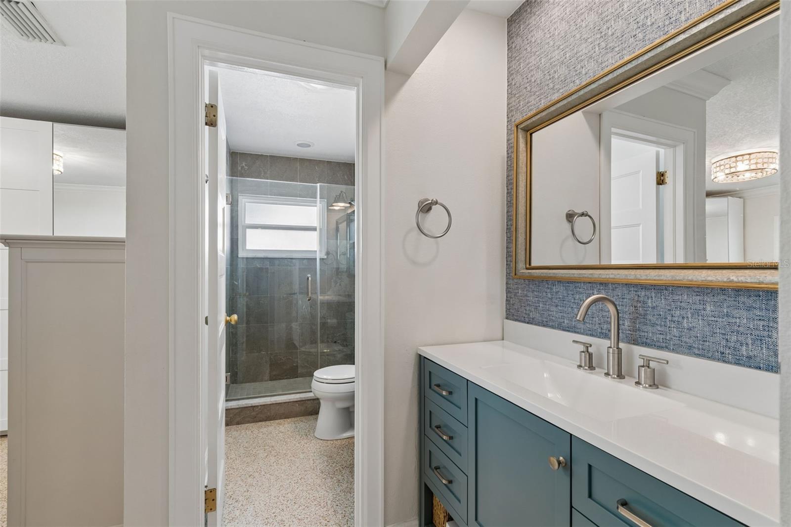 Image 23 of 40 For 10916 Carrollwood Drive