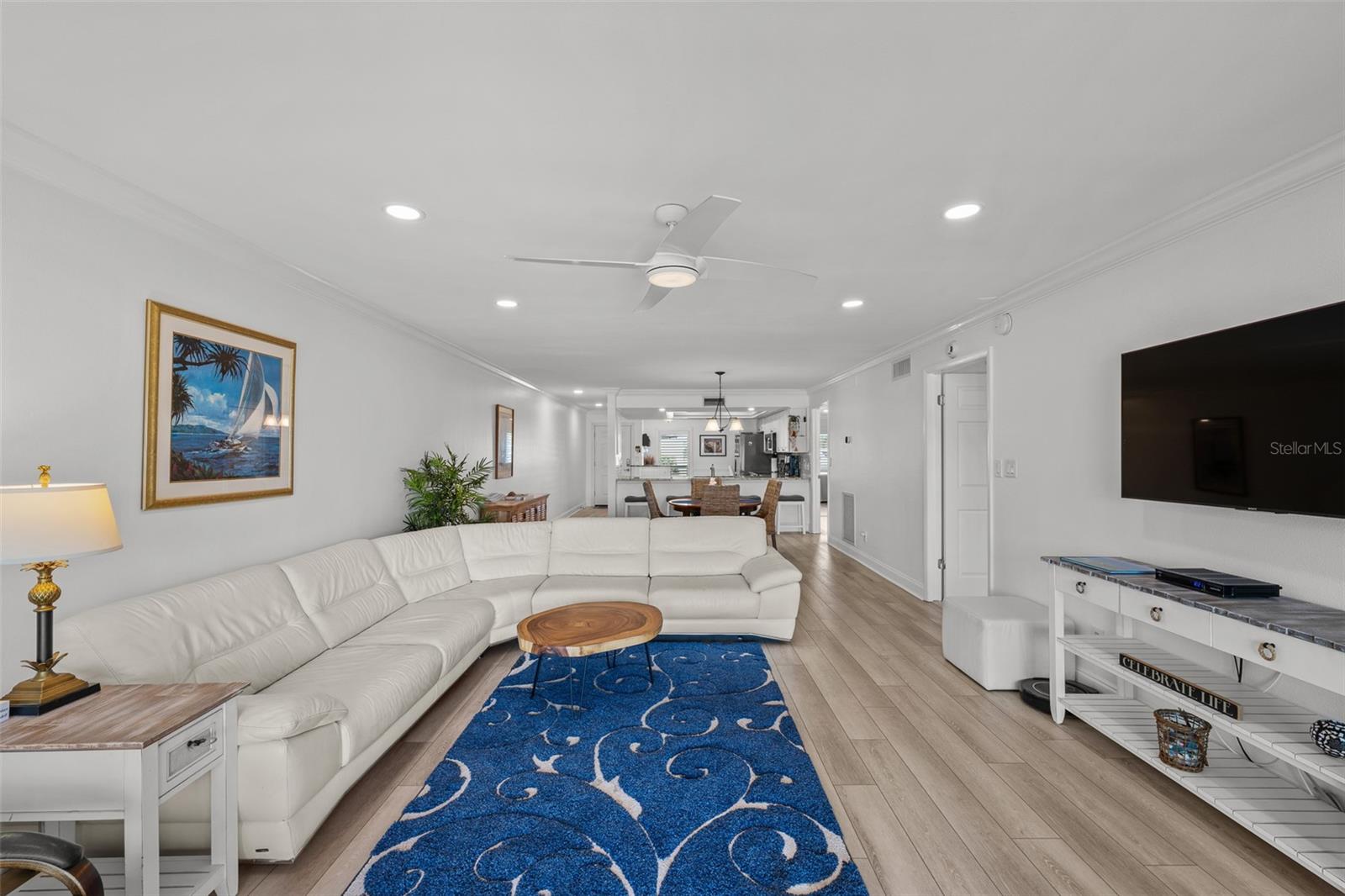 Image 15 of 44 For 4740 Brittany Drive S 31
