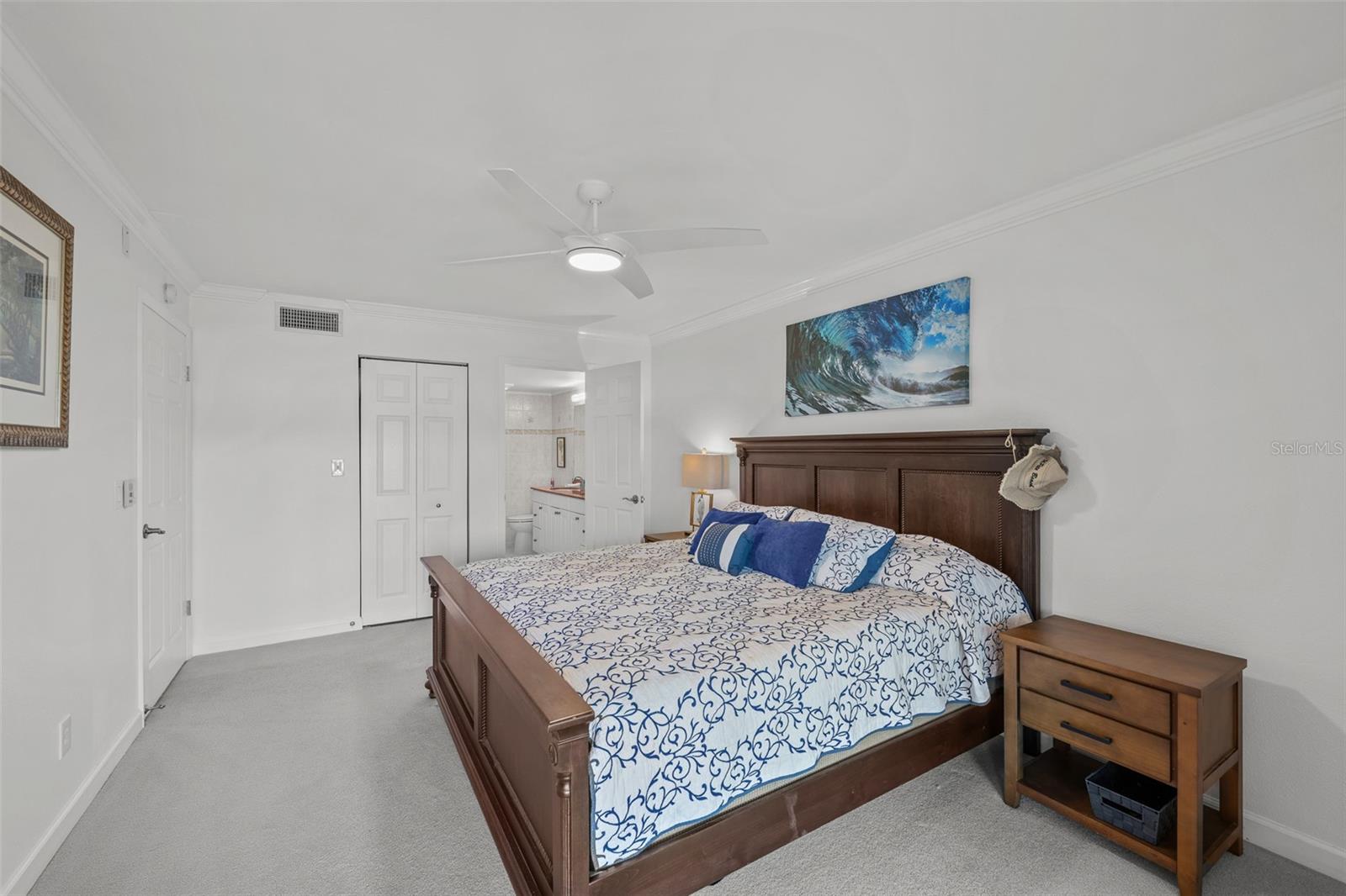 Image 19 of 44 For 4740 Brittany Drive S 31