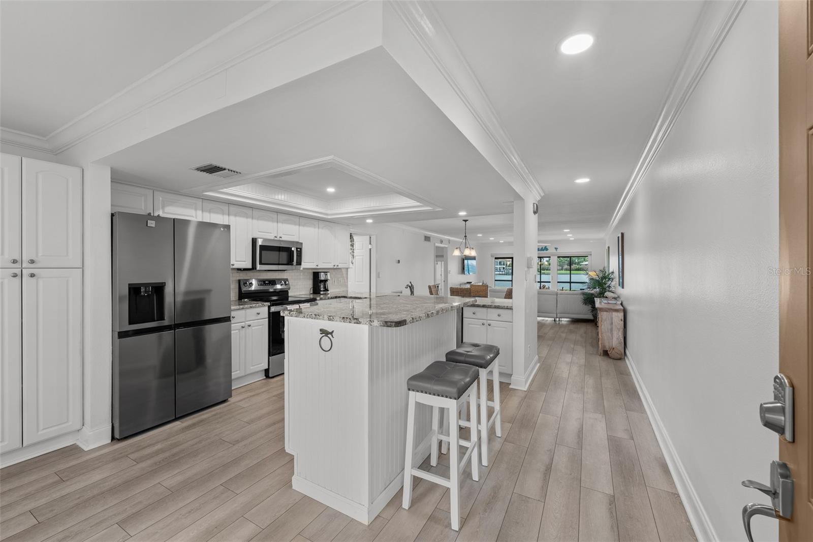 Image 3 of 44 For 4740 Brittany Drive S 31