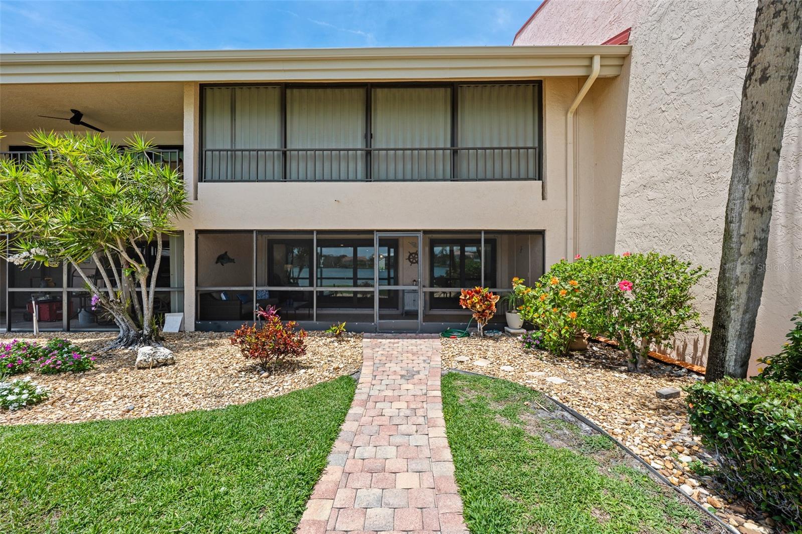 Image 31 of 44 For 4740 Brittany Drive S 31