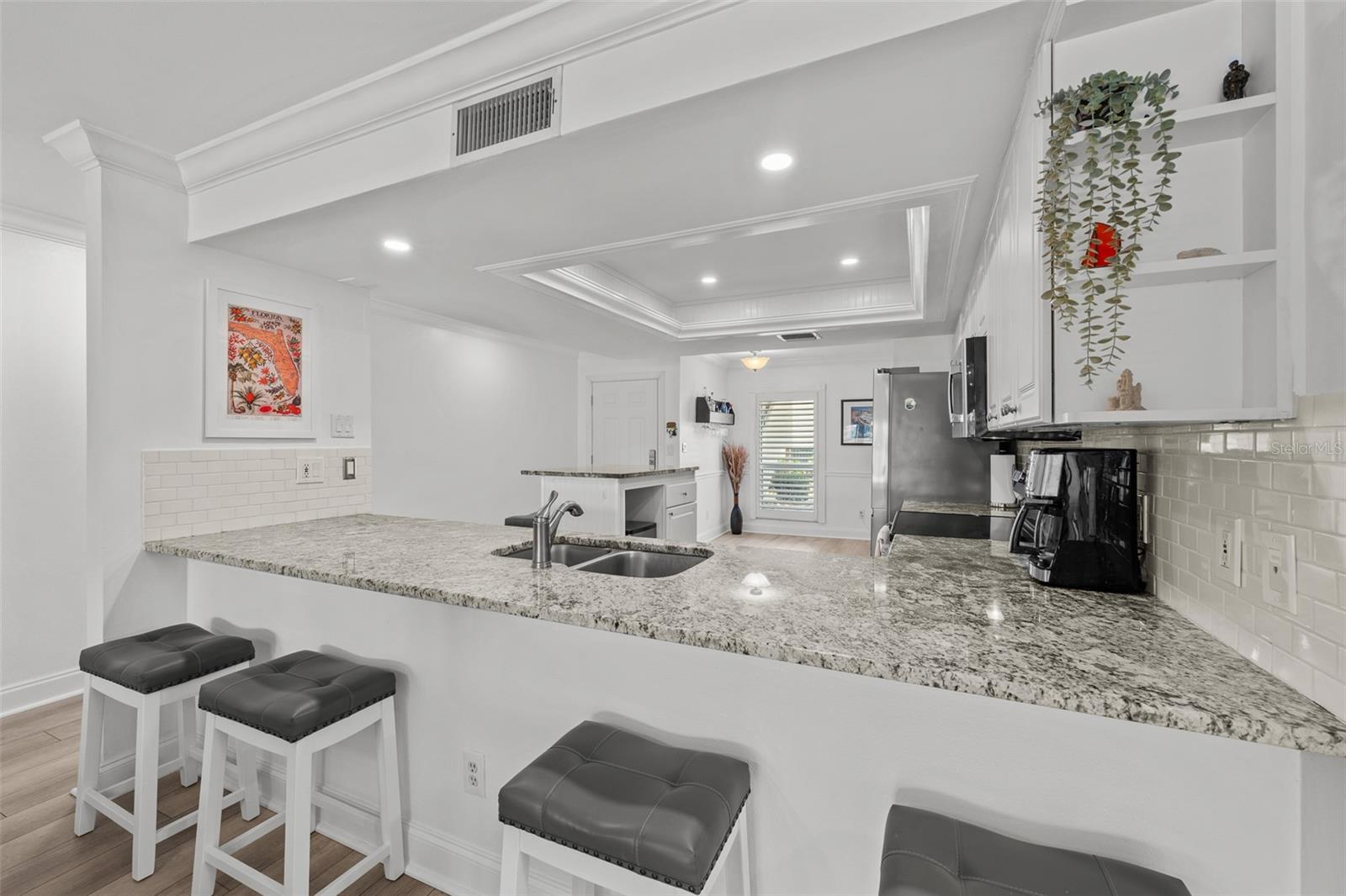 Image 8 of 44 For 4740 Brittany Drive S 31