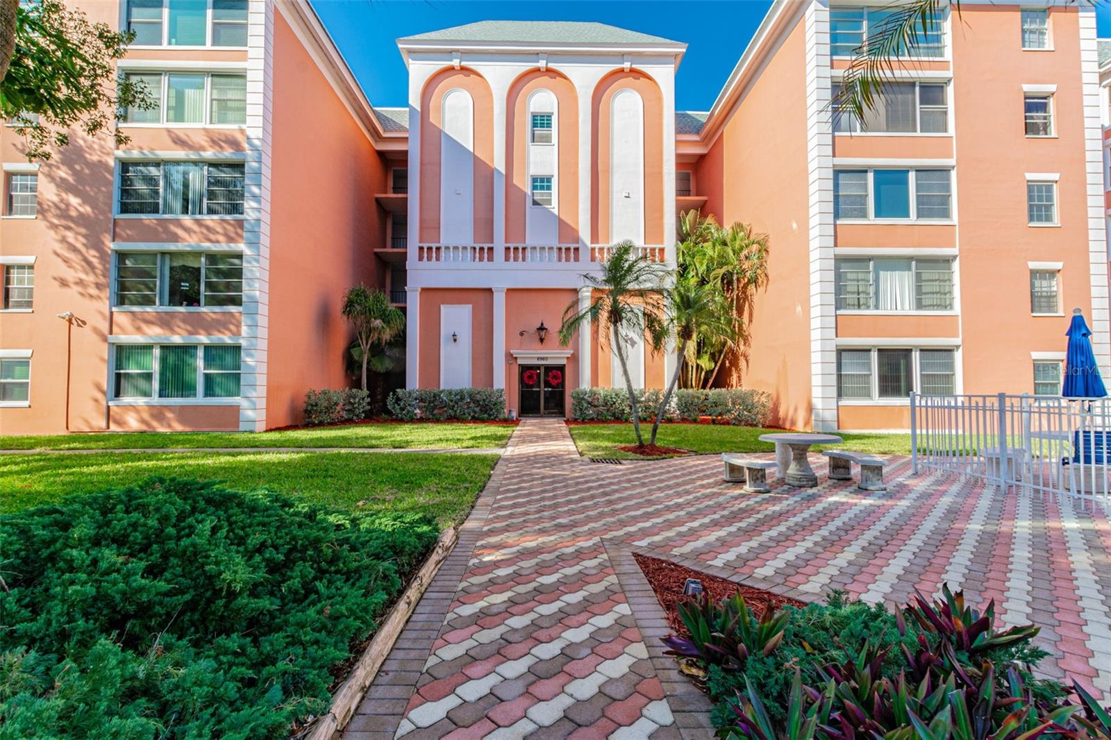 Details for 6960 20th Avenue N 501, ST PETERSBURG, FL 33710