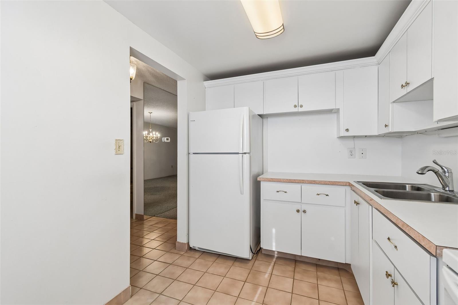 Image 27 of 71 For 6960 20th Avenue N 501