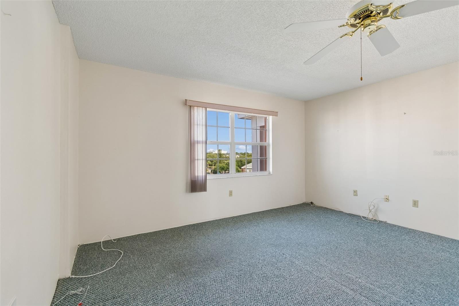 Image 29 of 71 For 6960 20th Avenue N 501