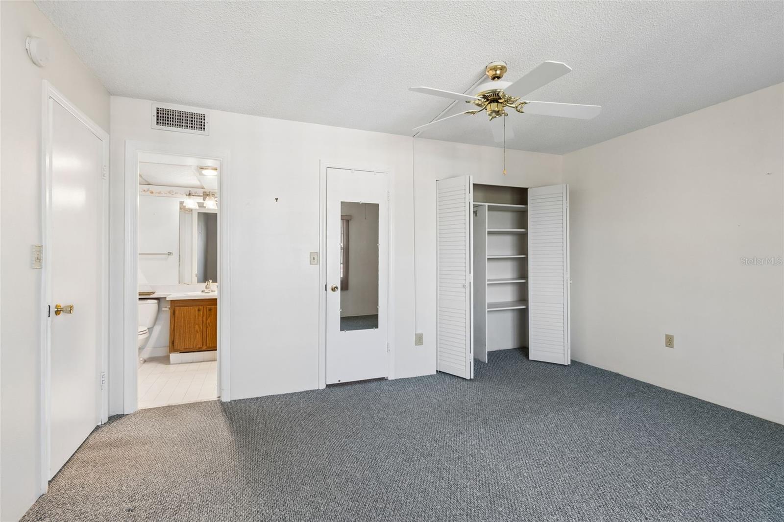 Image 31 of 71 For 6960 20th Avenue N 501