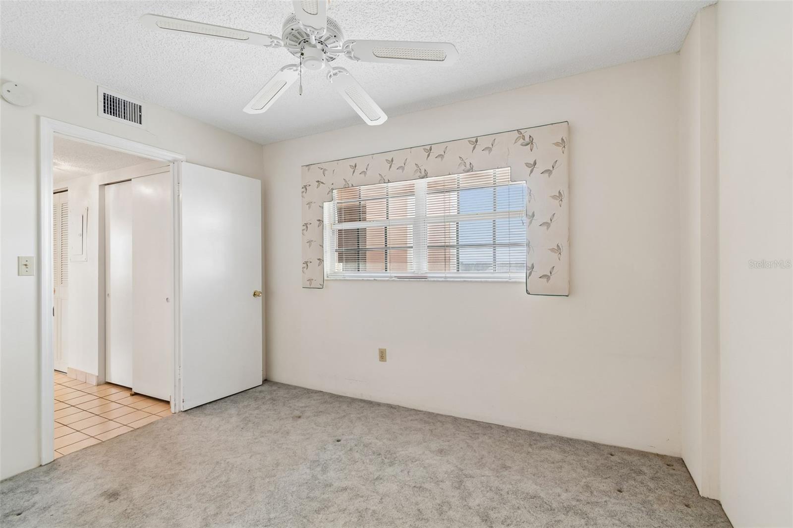 Image 41 of 71 For 6960 20th Avenue N 501