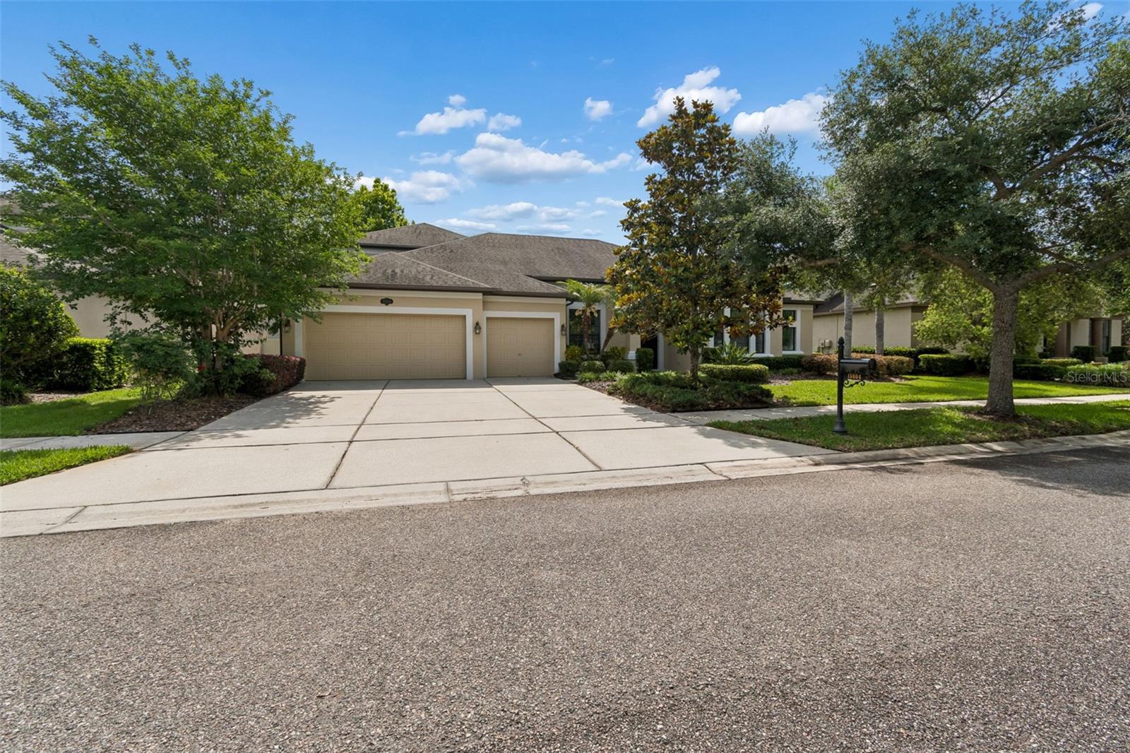 Image 4 of 38 For 15604 Hampton