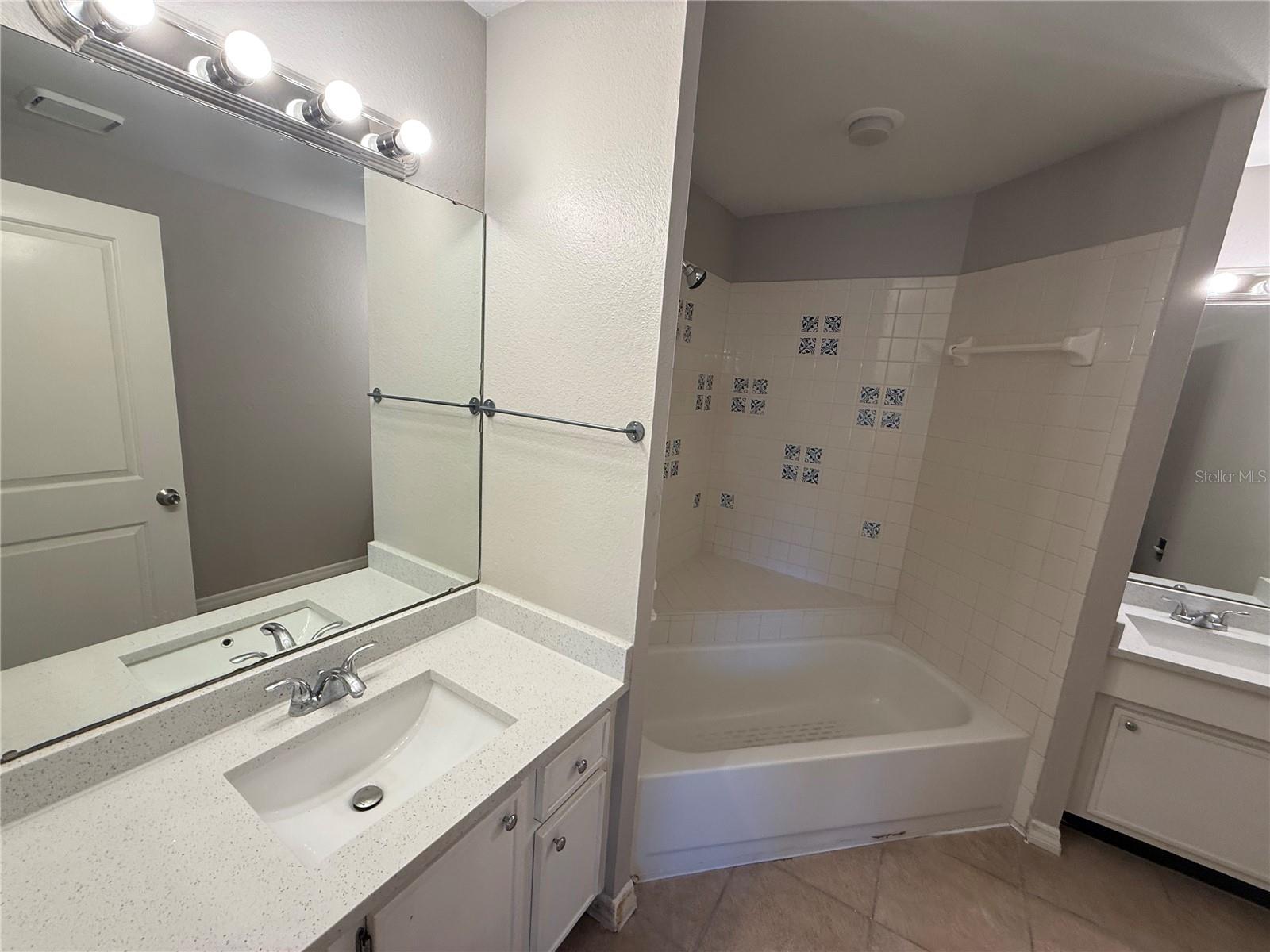 Image 13 of 17 For 4607 Lantana Place