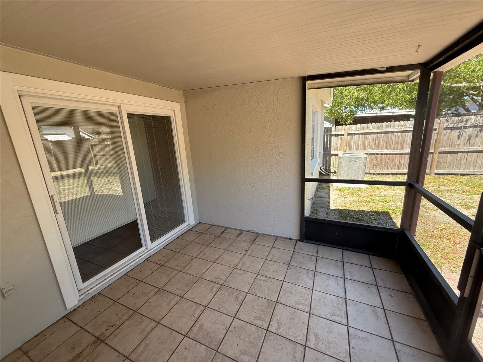 Image 15 of 17 For 4607 Lantana Place