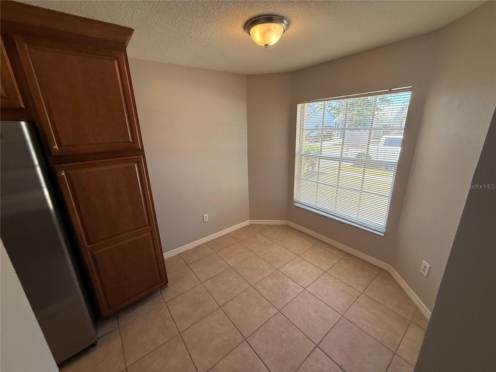 Image 2 of 17 For 4607 Lantana Place