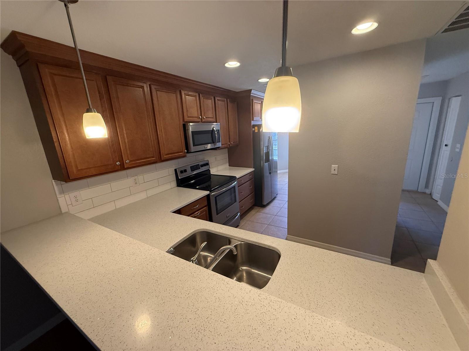 Image 4 of 17 For 4607 Lantana Place