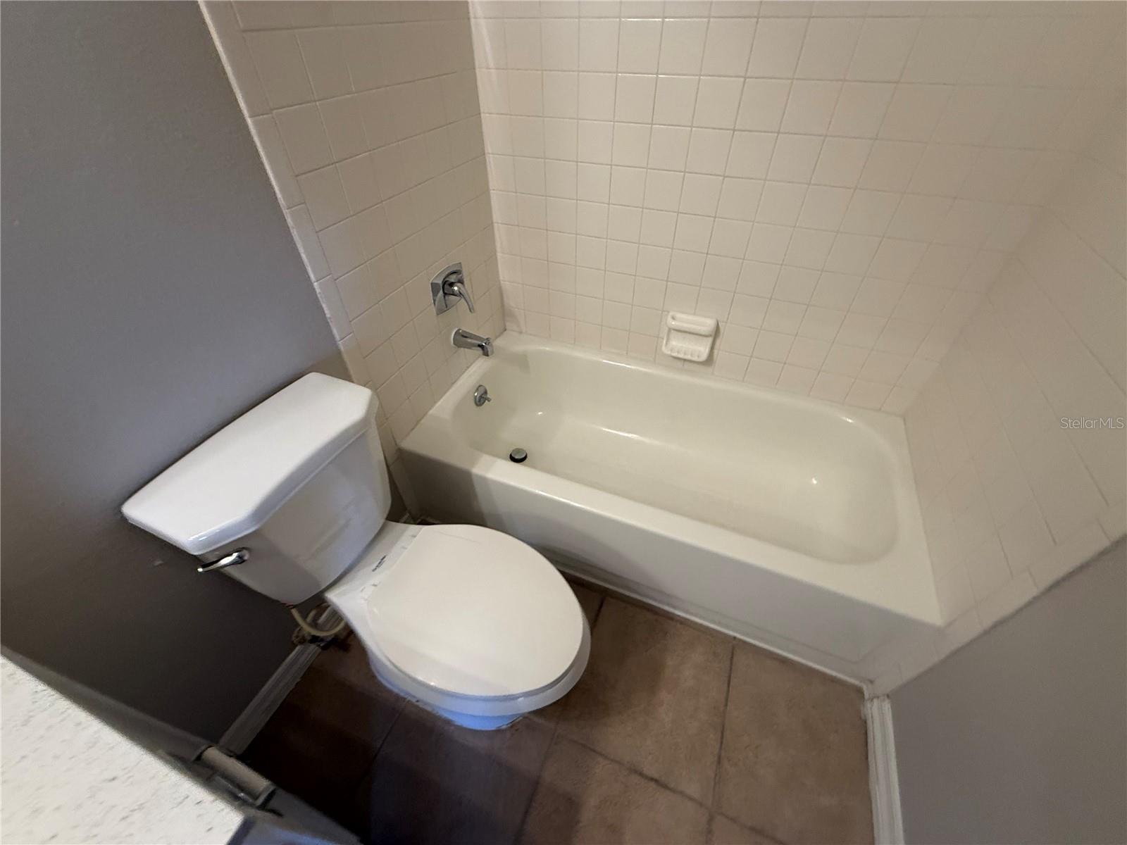 Image 8 of 17 For 4607 Lantana Place