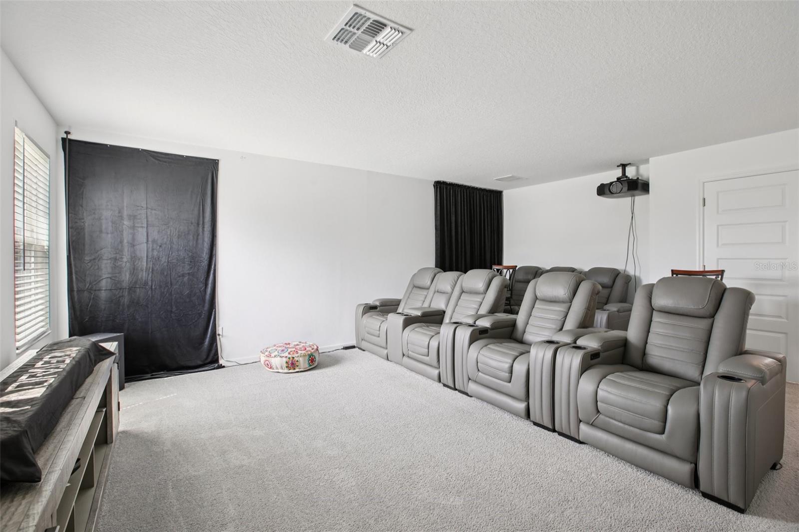Image 35 of 47 For 9508 Pyrenees Place