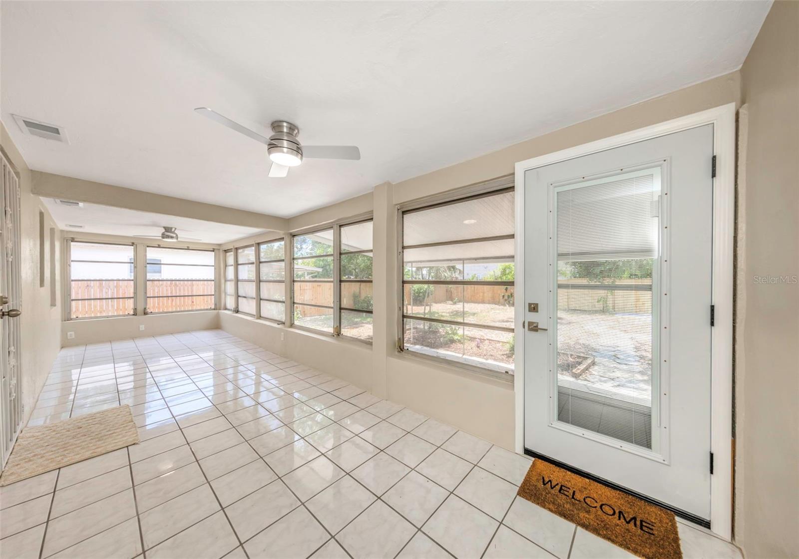 Image 11 of 70 For 3200 33rd Avenue N