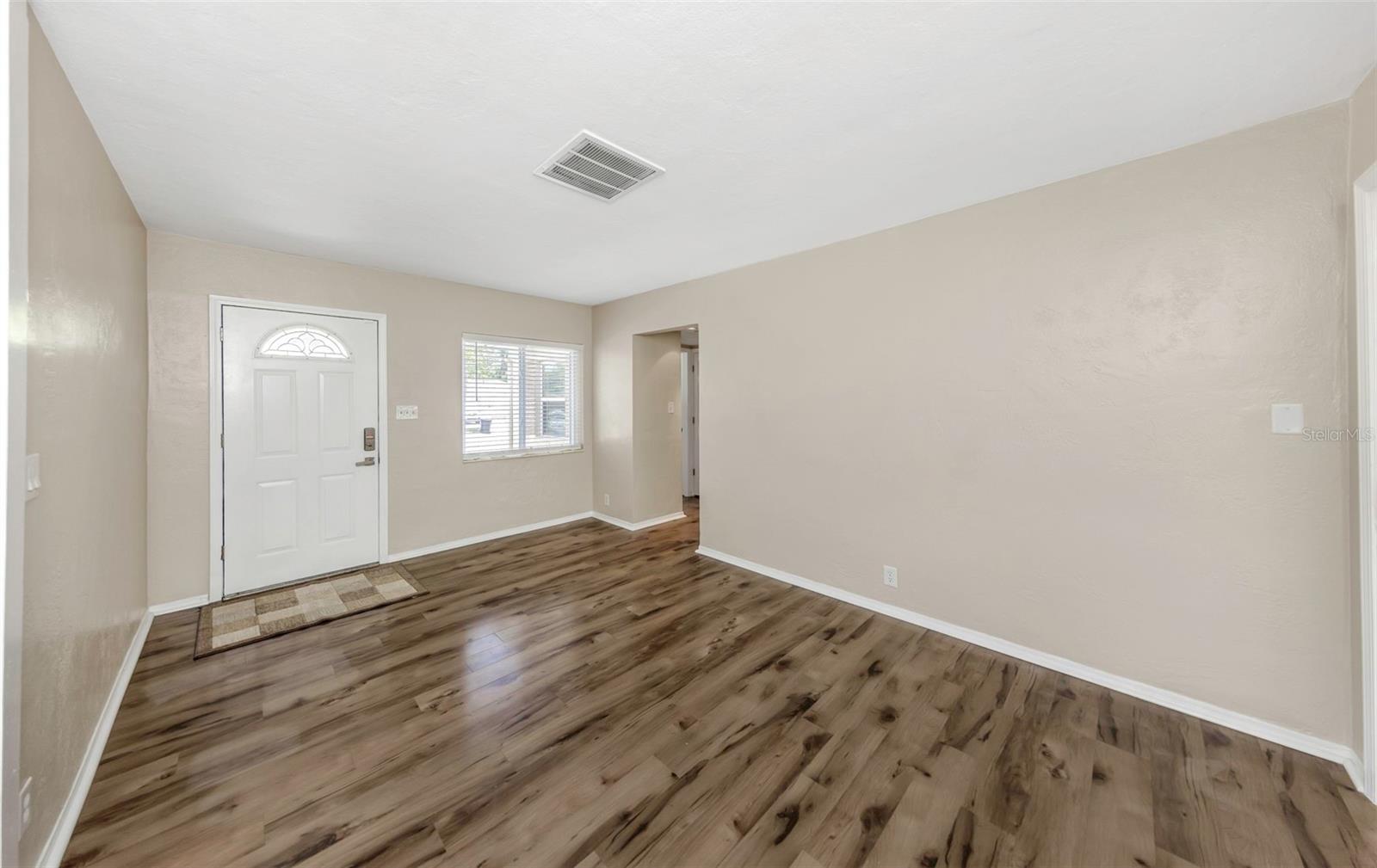Image 21 of 70 For 3200 33rd Avenue N