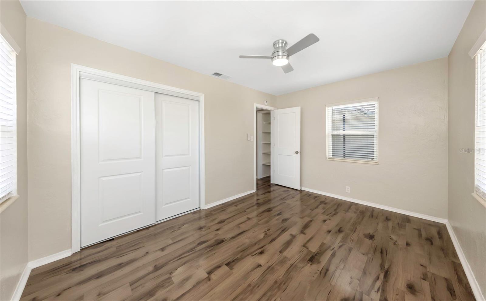 Image 40 of 70 For 3200 33rd Avenue N