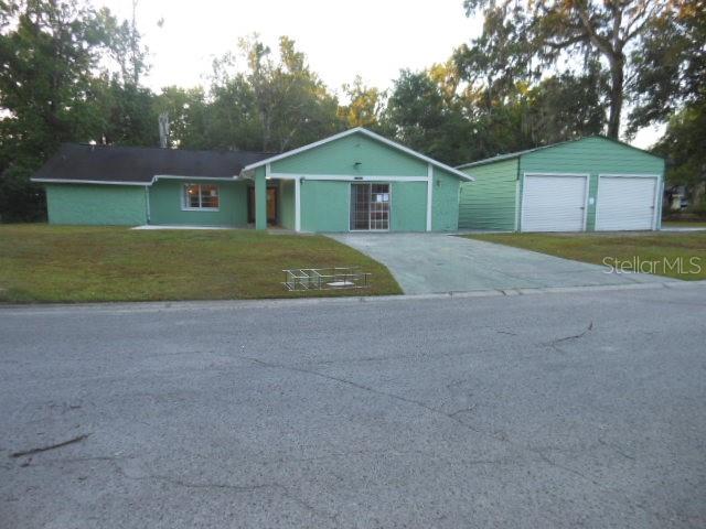 Image 2 of 26 For 821 Moonlight Lane 1