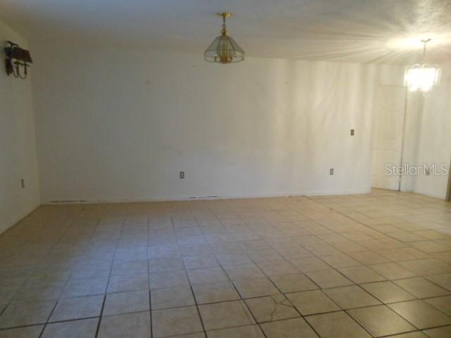 Image 5 of 26 For 821 Moonlight Lane 1